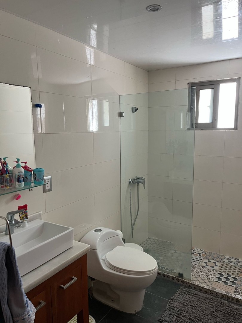 apartamentos - Apartamento en Venta PIso alto en Naco 9