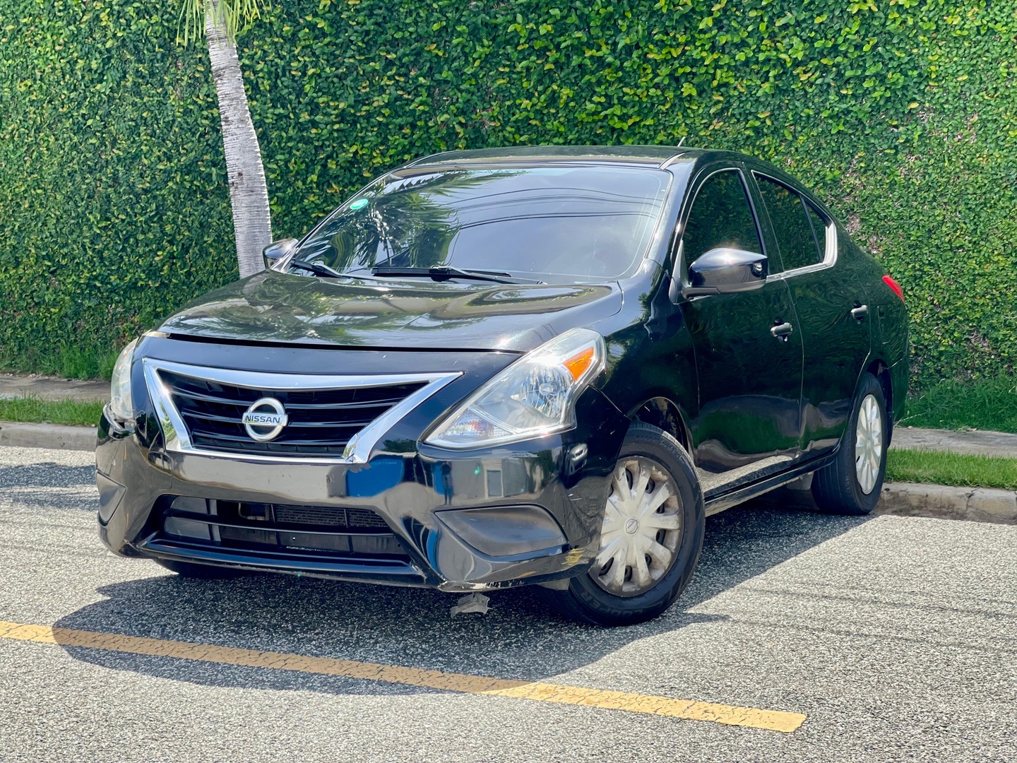 carros - Nissan Versa S Plus 2016