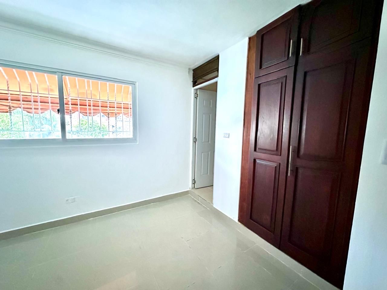 apartamentos - venta de apartamento de 126mts en Alma Rosa primera Santo Domingo este 4to piso  7