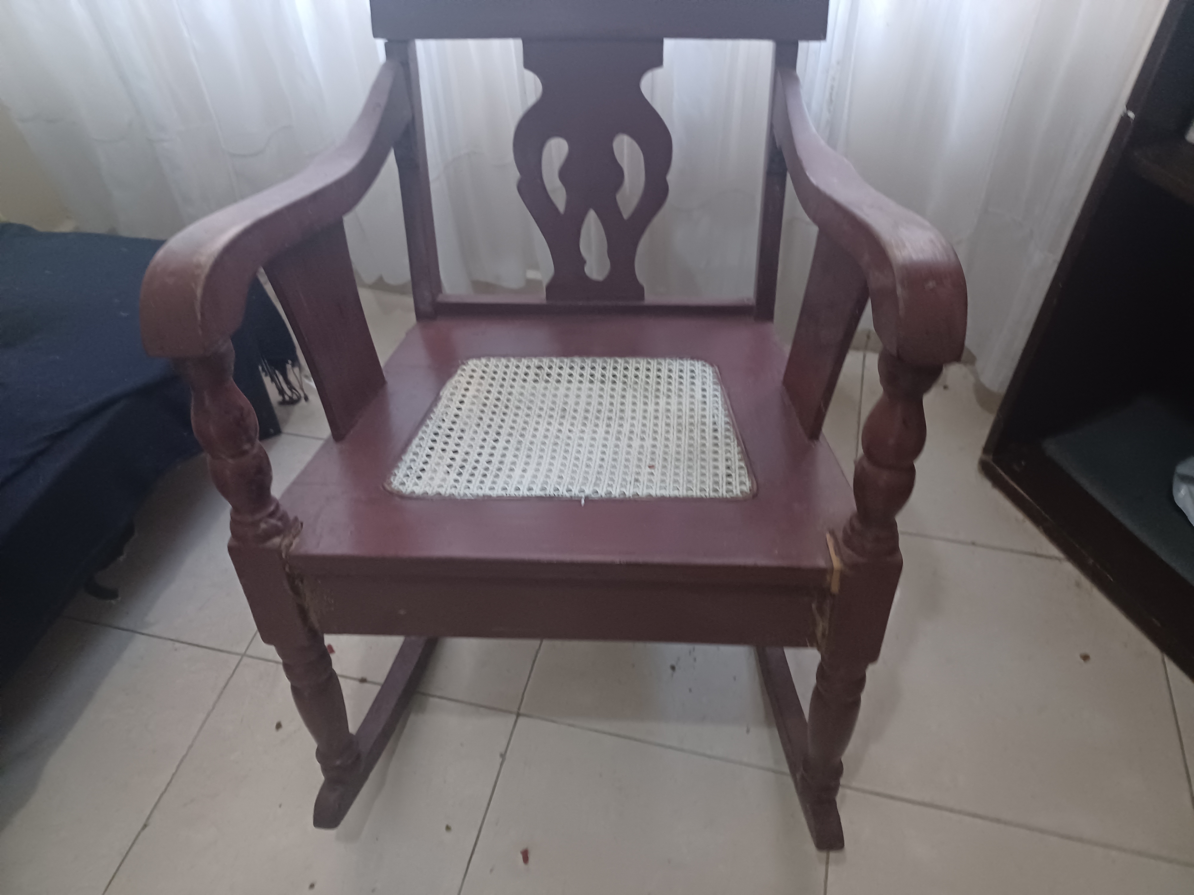 muebles y colchones - Vendo mecedora antigua