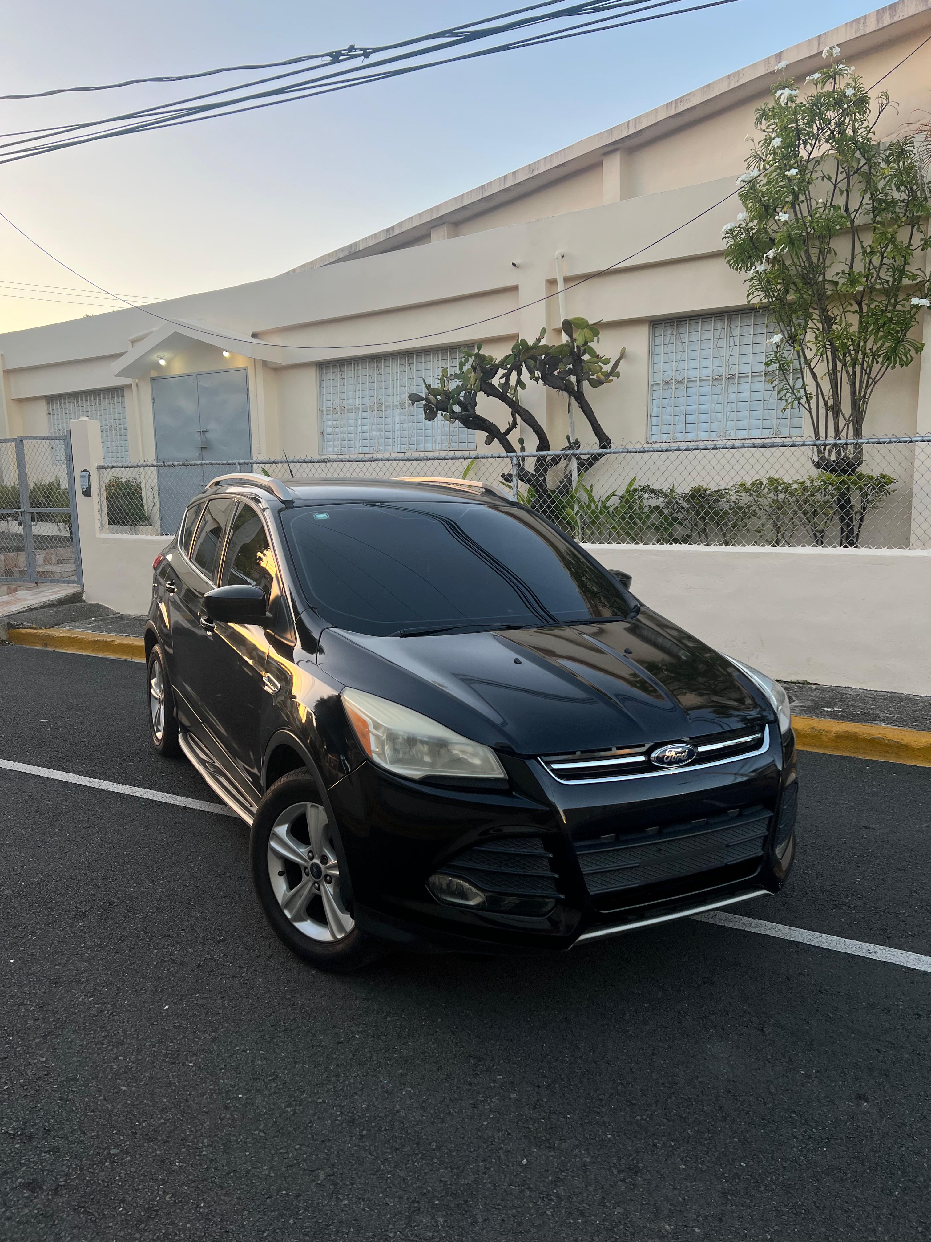 jeepetas y camionetas - Ford escape 2014 0