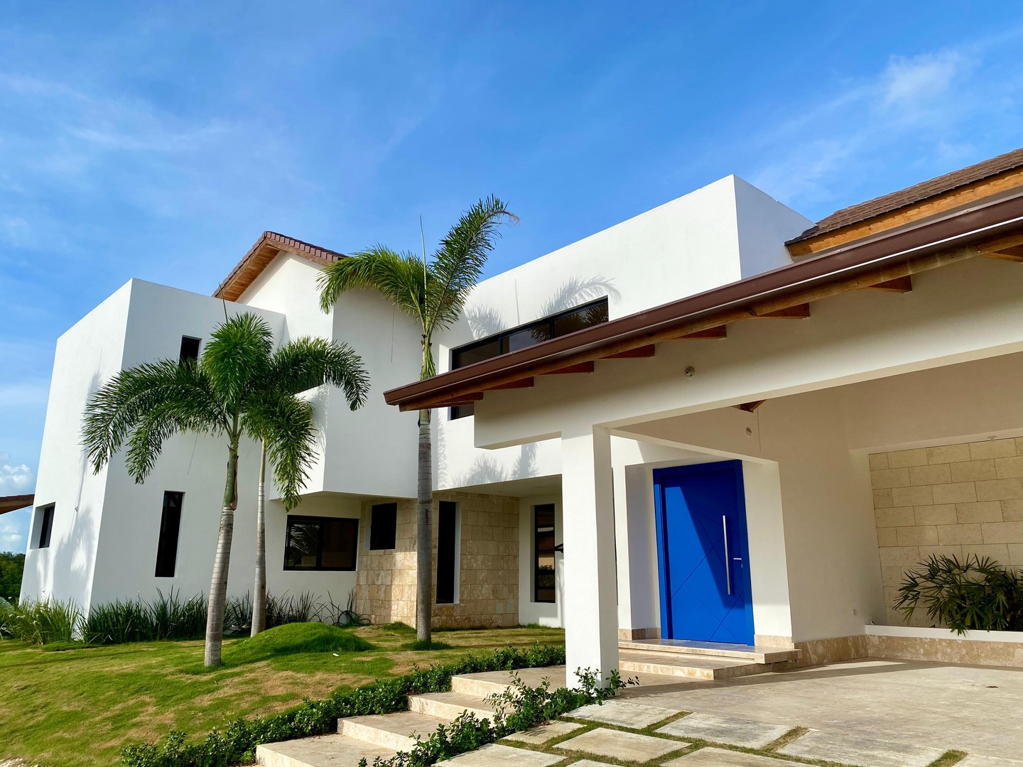 casas vacacionales y villas - ¡Impresionante villa en el prestigioso La Estancia Golf Resort en La Romana! ⛳
 0