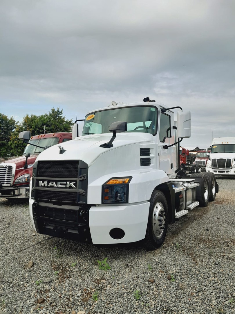 camiones y vehiculos pesados - Mack Anthem año 2019 9