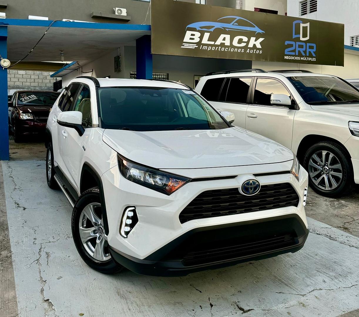 jeepetas y camionetas - Toyota Rav4 LE 2019 HYBRID