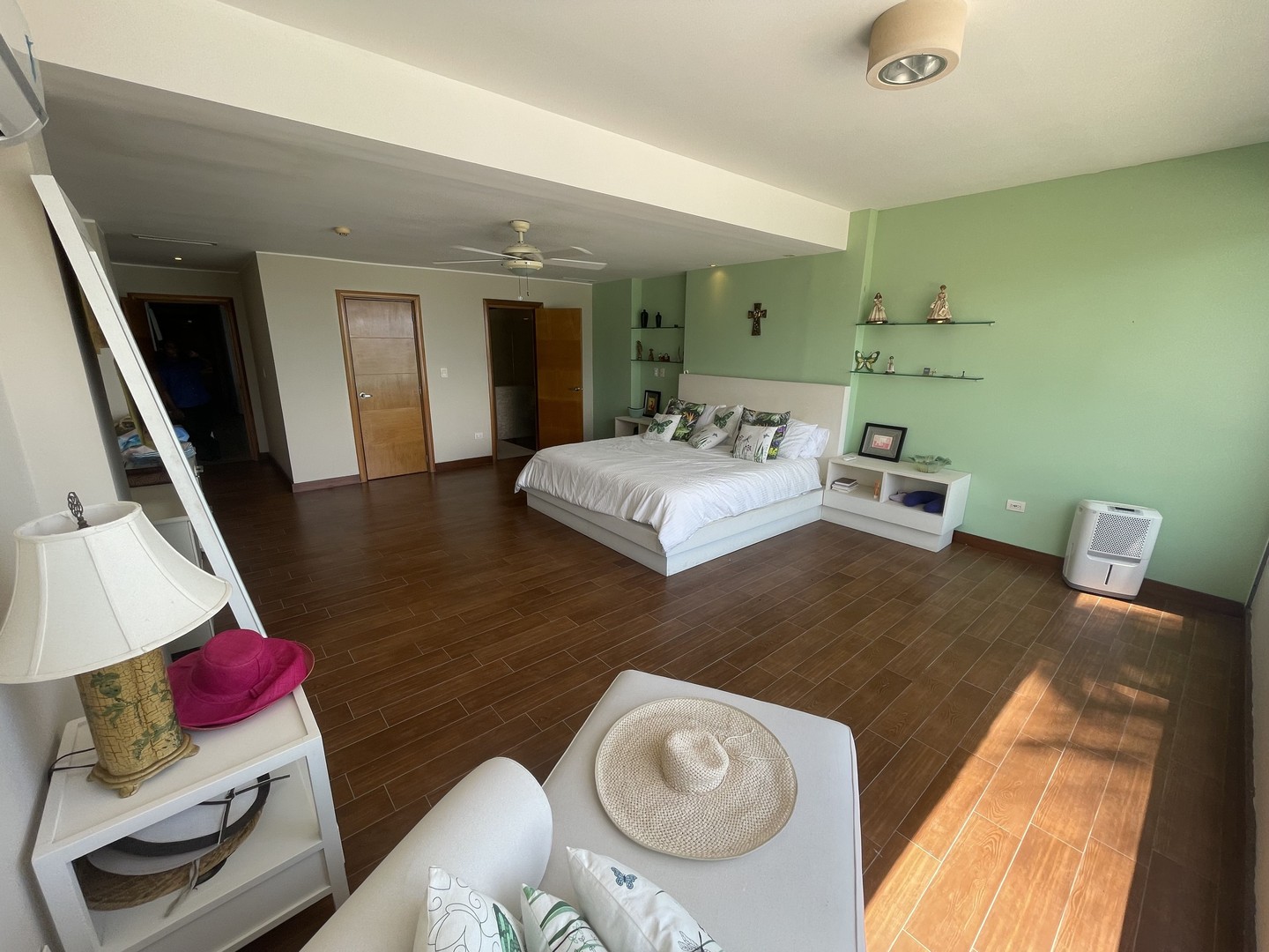 apartamentos - Juan Dolio - Marbella amueblado 3 habitaciones 5 baños 1 parqueo terraza 7
