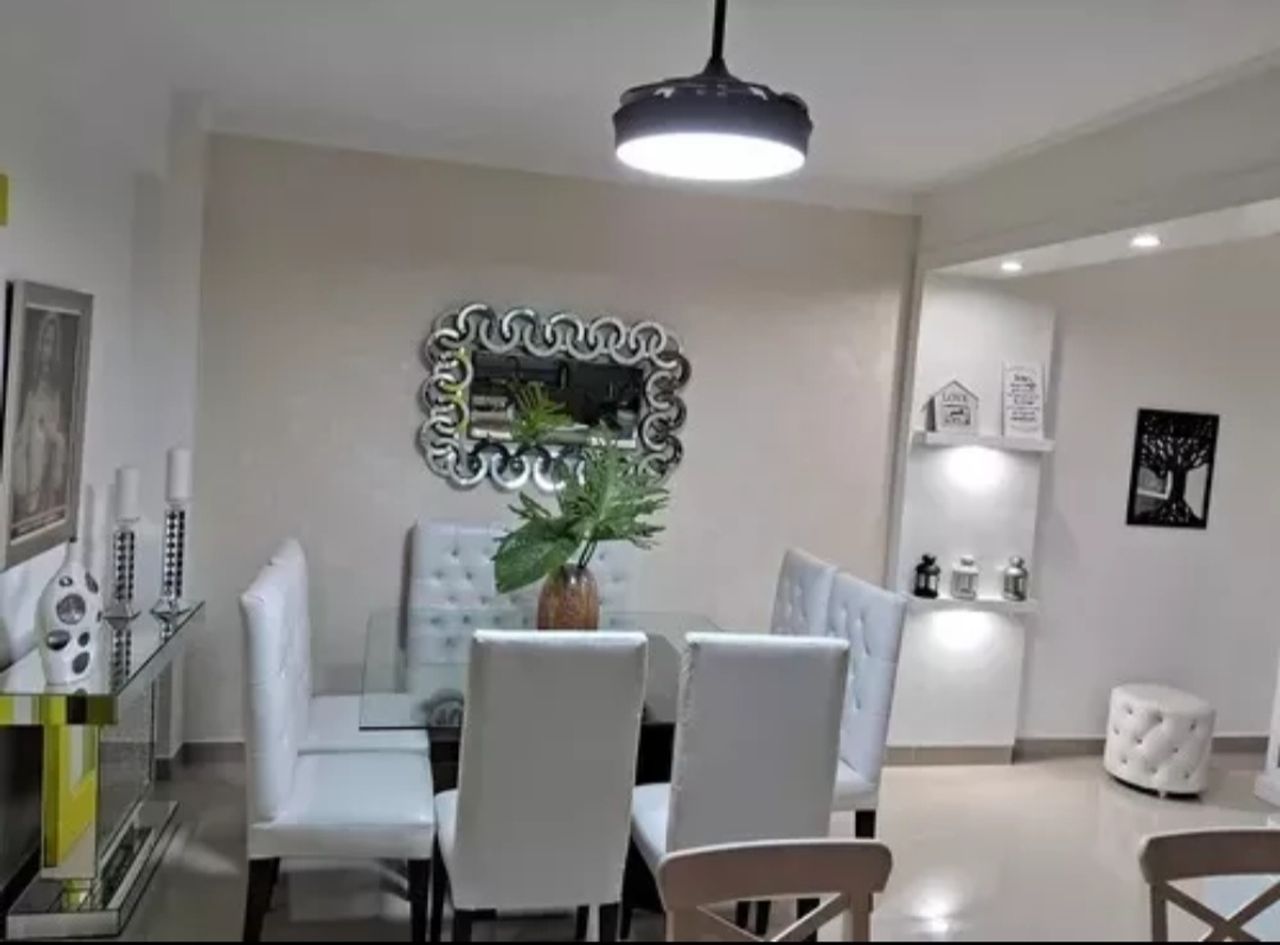 apartamentos - amplio apto. en Altos de Arroyo Hondo II   7