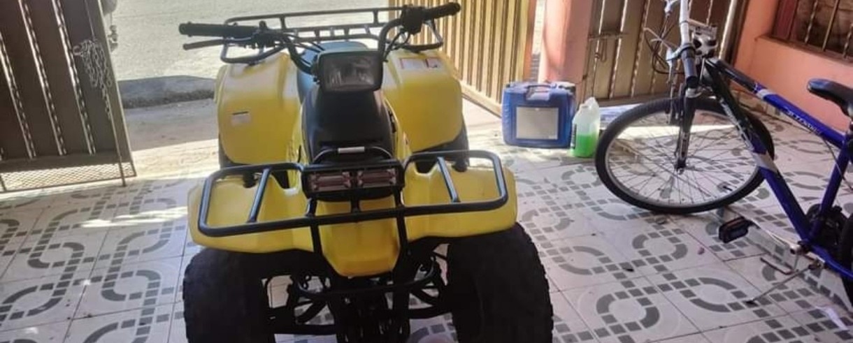 motores y pasolas - Se vende Suzuki quadrunner 