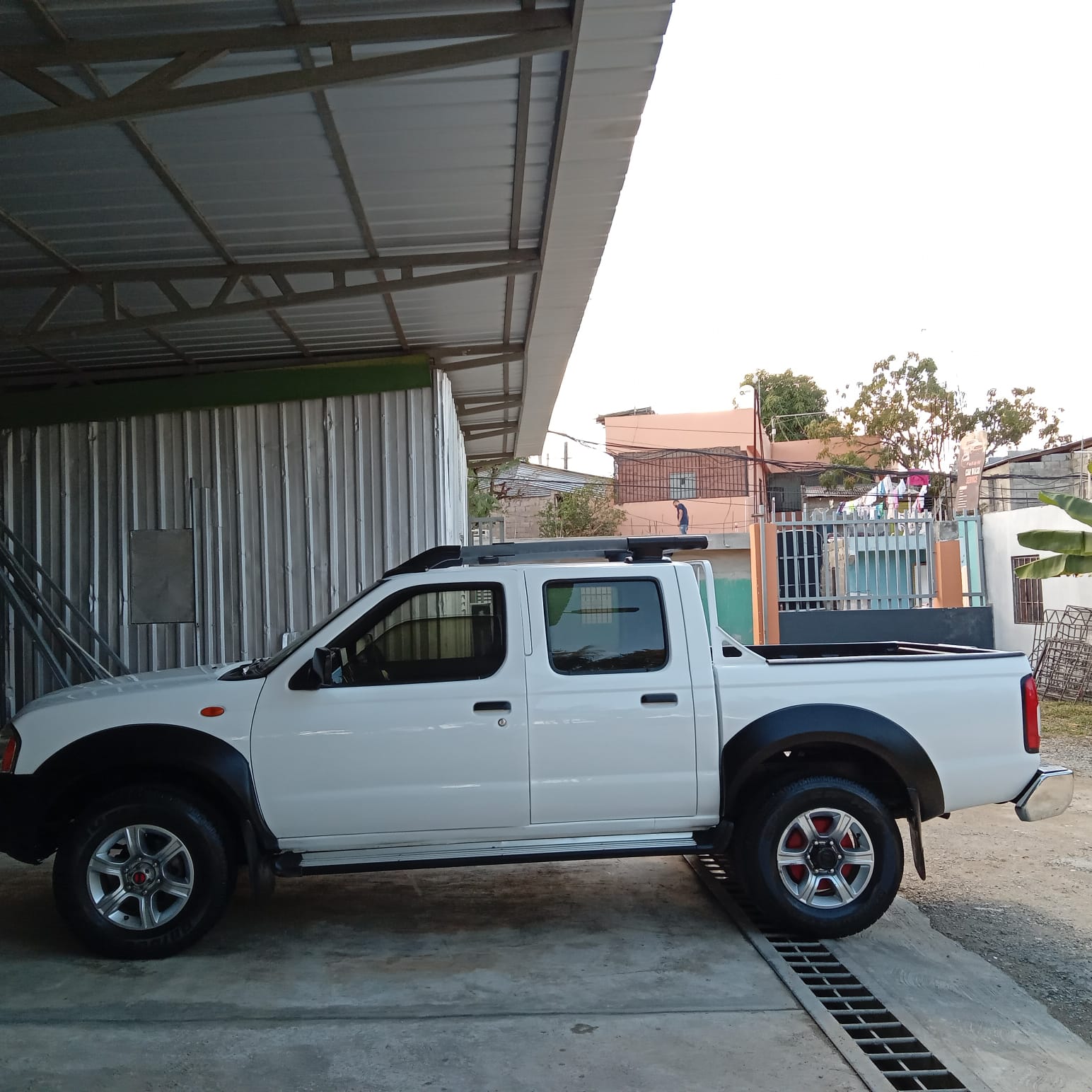 jeepetas y camionetas - Nissan frontier 2013 1