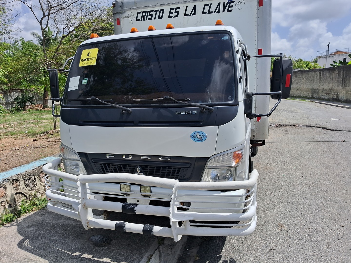 camiones y vehiculos pesados - Camión Mitsubishi Fuso modelo FE145 Año 2010 2