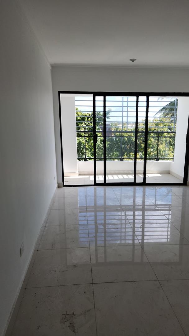 apartamentos - Apartamento nuevo en venta en las Palmas de Alma Rosa, Santo Domingo Este 0