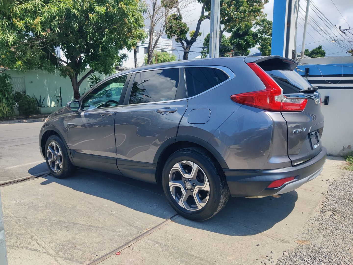 jeepetas y camionetas - 2018 HONDA CRV EX GRIS 6