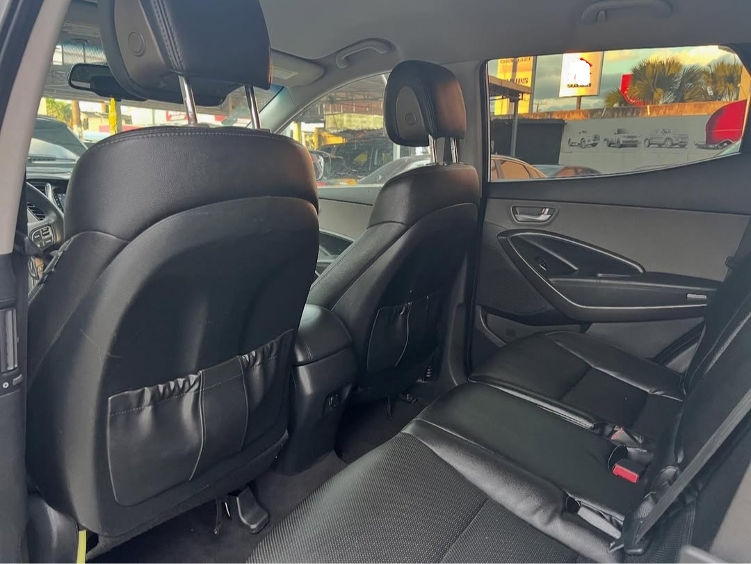 jeepetas y camionetas - 2013 Hyundai Santa Fe Sport  3