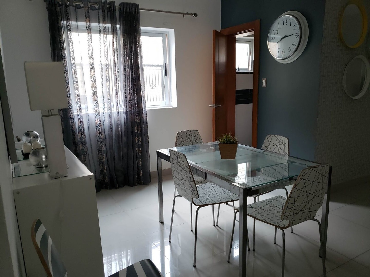 apartamentos - Alquilo Aparta En La Evaristo Morales Sin Intermediario
 3