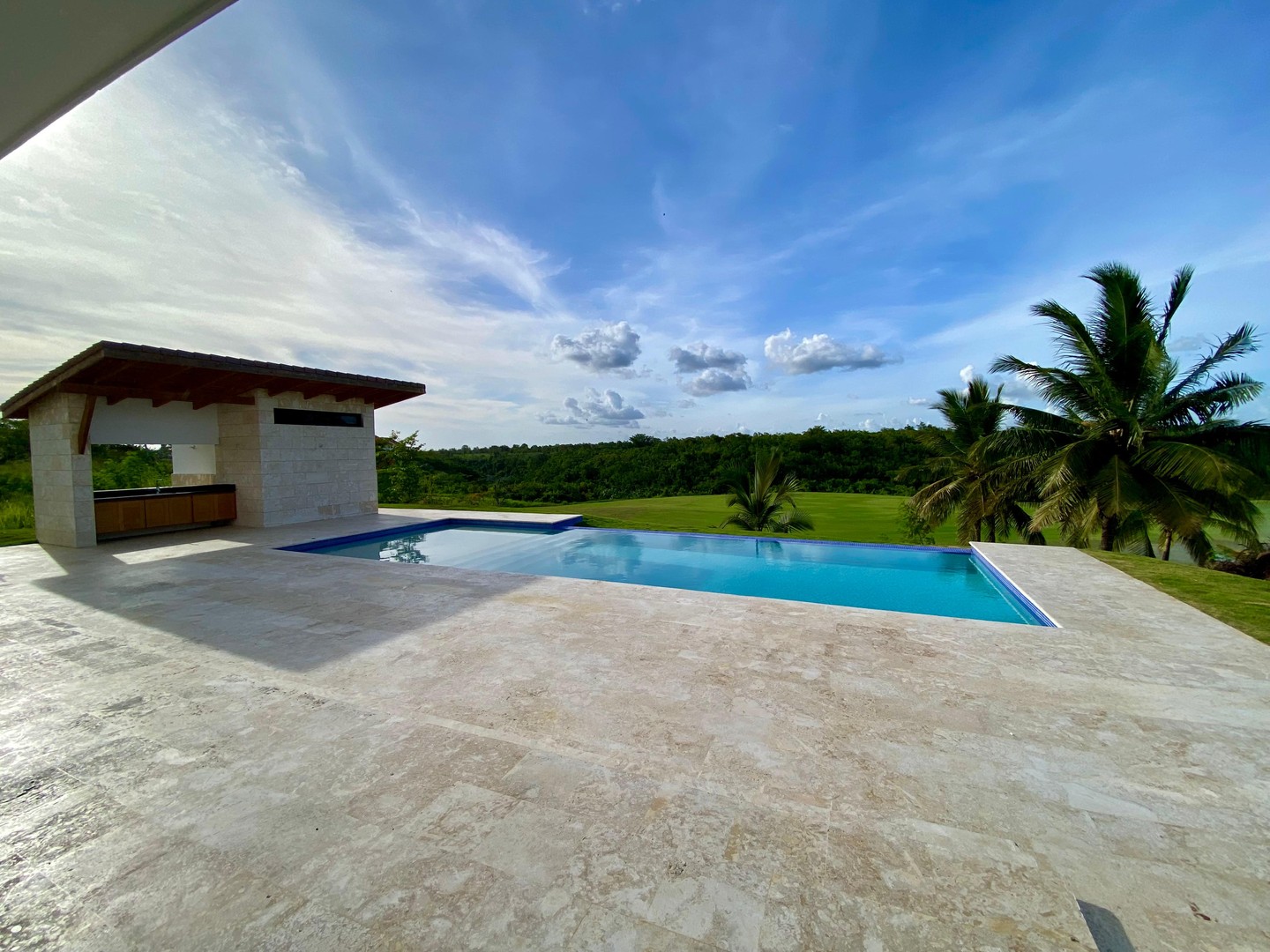 casas vacacionales y villas - ¡Impresionante villa en el prestigioso La Estancia Golf Resort en La Romana! ⛳
 1