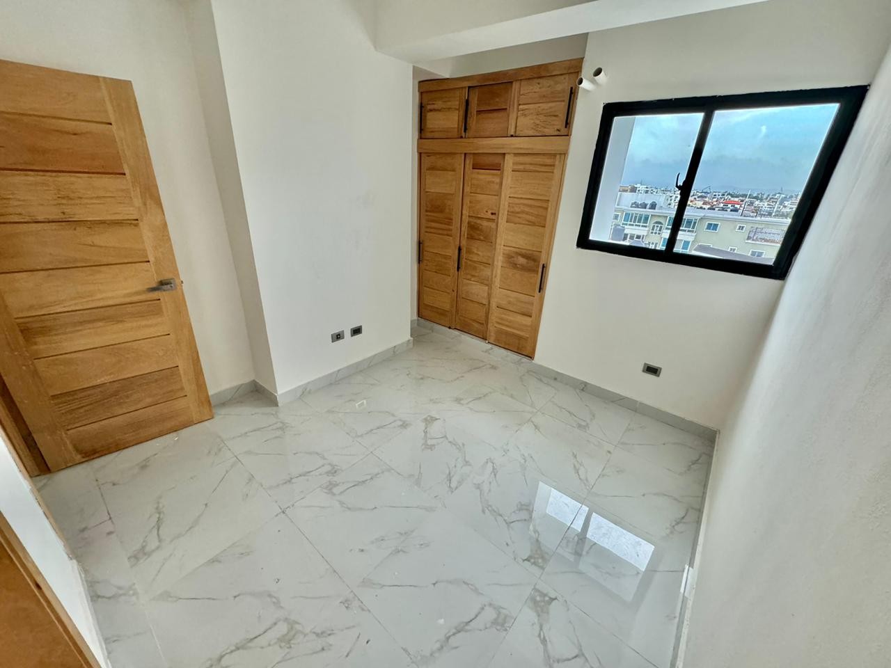 apartamentos - Apartamento Nuevo en Venta
EL MILLÓN
USD 170,000.00
Mantenimiento: RD$8,500.00

 6