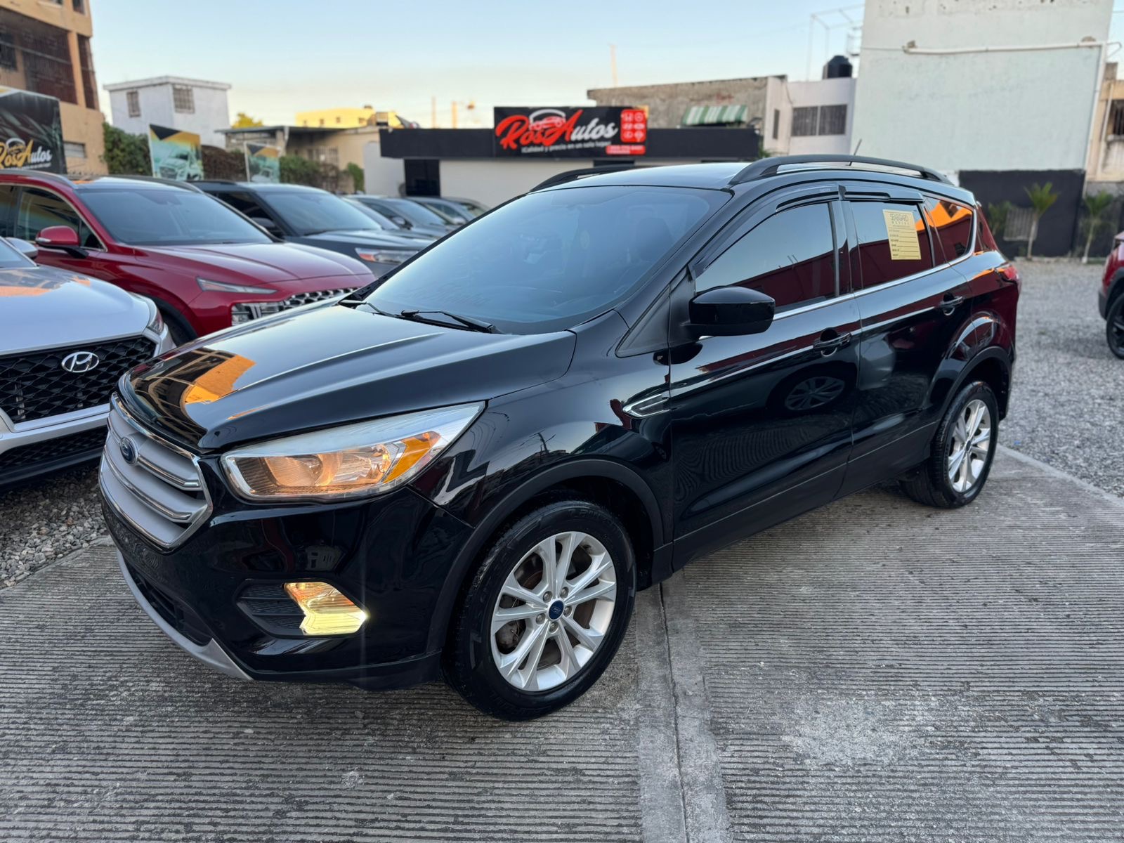 carros - Ford Escape SE 2018