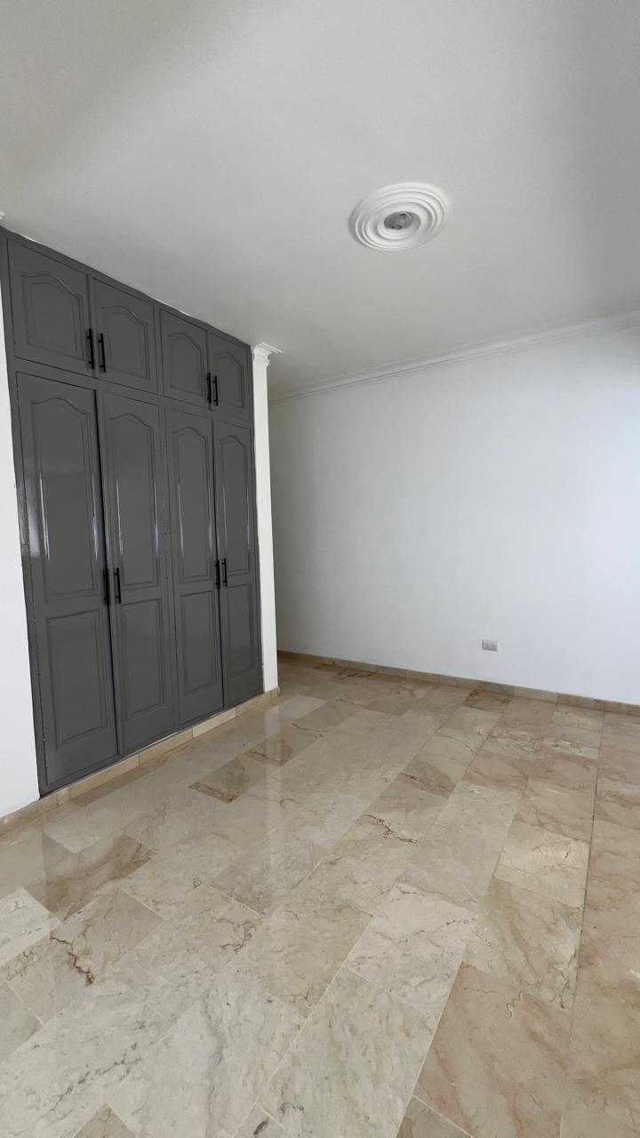 apartamentos - Apto. Alquiler Urb. Real 8