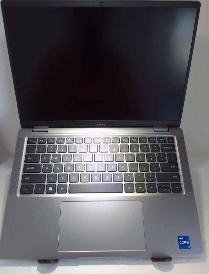 computadoras y laptops - Dell Latitude 7440 14" i7 13th, 16GB RAM 256GB SSD