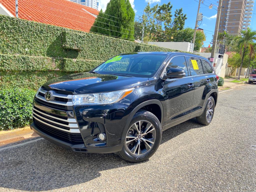 otros vehiculos - TOYOTA HIGHLANDER LE PLUS 2019 (3 FILAS DE ASIENTOS)