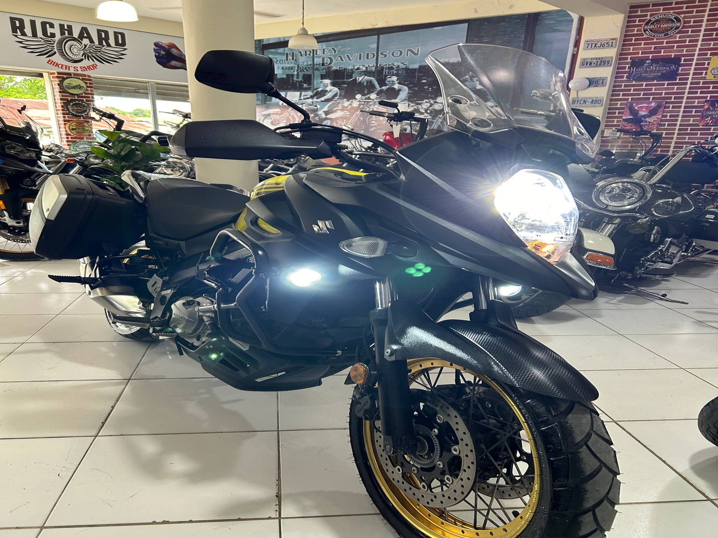 motores y pasolas - Suzuki VStrom 2018 9