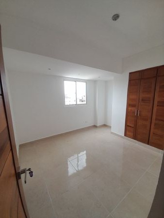 apartamentos - APARTTAMENTO EN VENTA UBICADO EN LA AVENIDA CAYETANO GERMOSEN  5