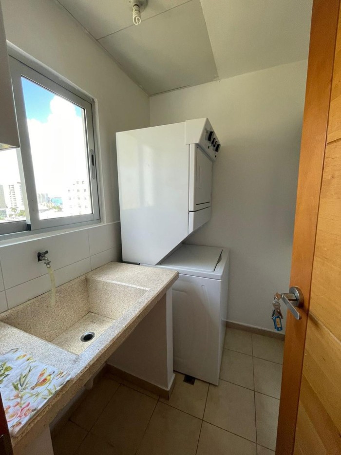 apartamentos - Piso Alto en Alquiler totalmente amueblado en Serrallés
 8