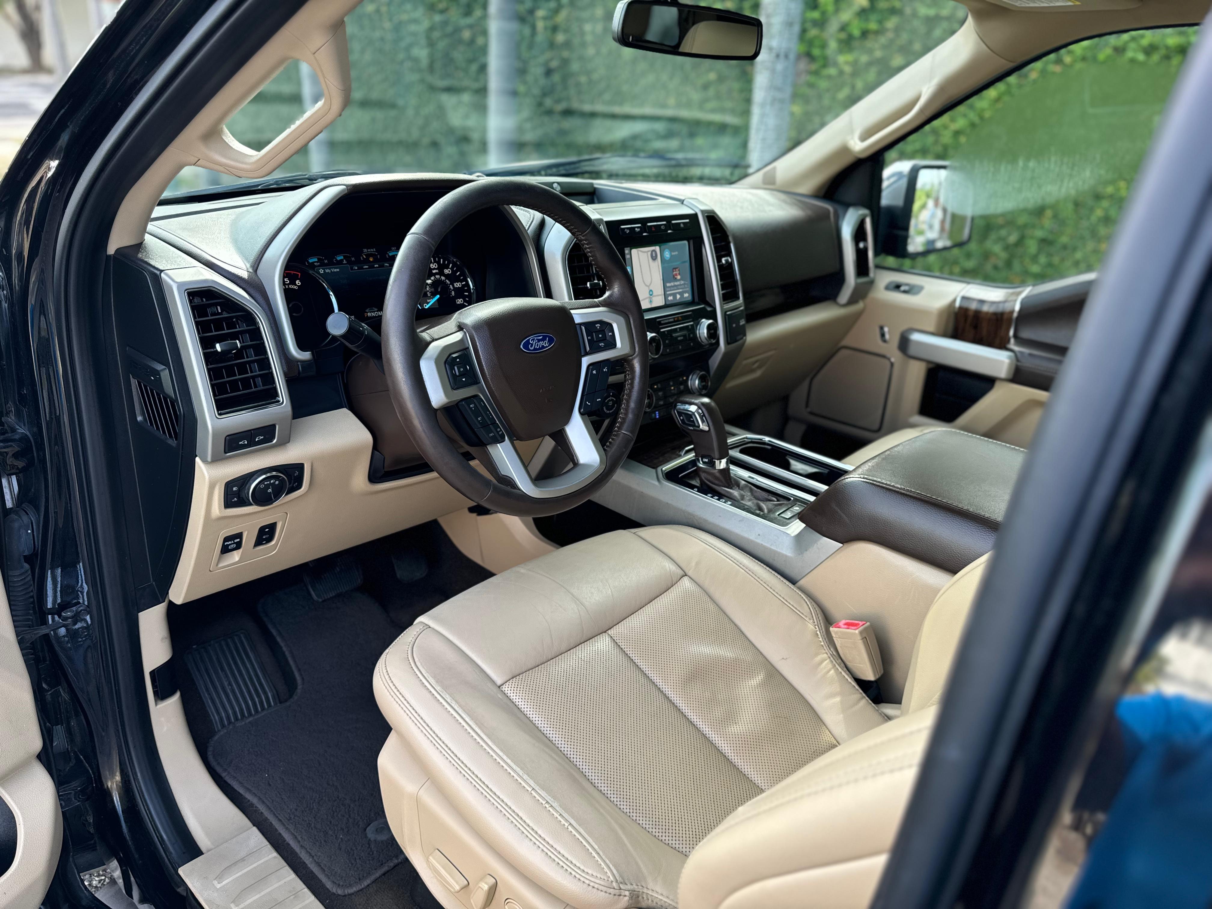 jeepetas y camionetas - Ford F-150 Lariat Diesel 2019 FX4, Panoramica 2