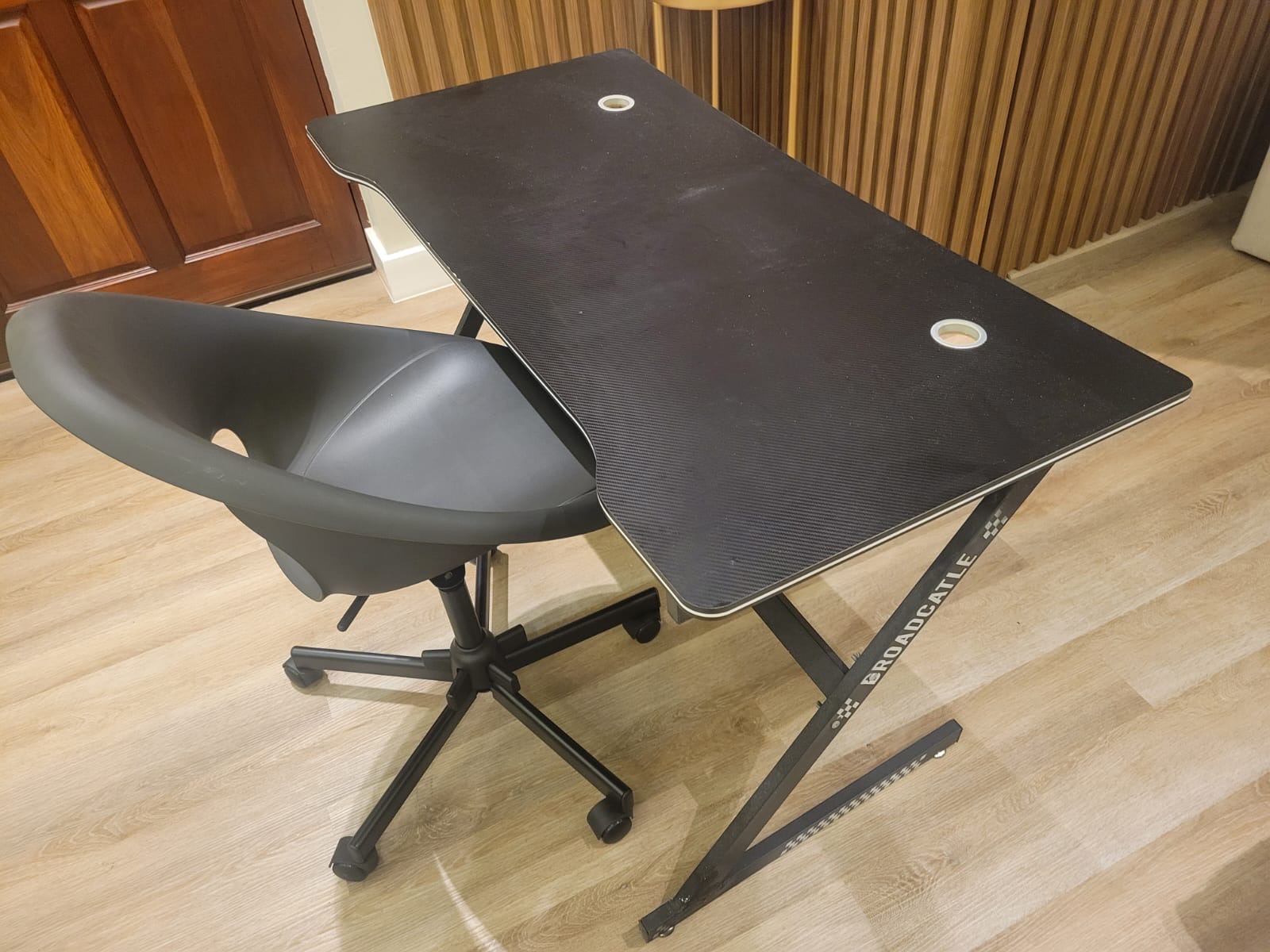 articulos de oficina - Vendo combo silla y escritorio 