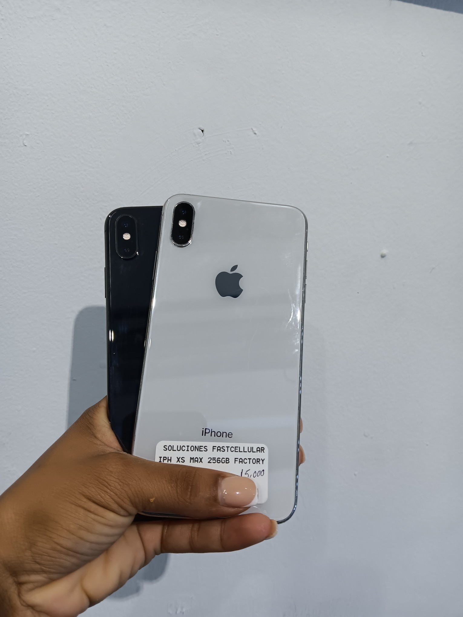 celulares y tabletas - Iphone xs max 64GB y 256GB factory 