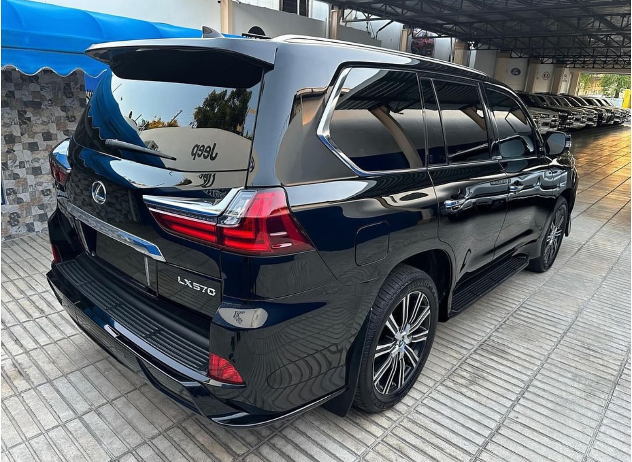 jeepetas y camionetas - 2016 Lexus LX 570  3