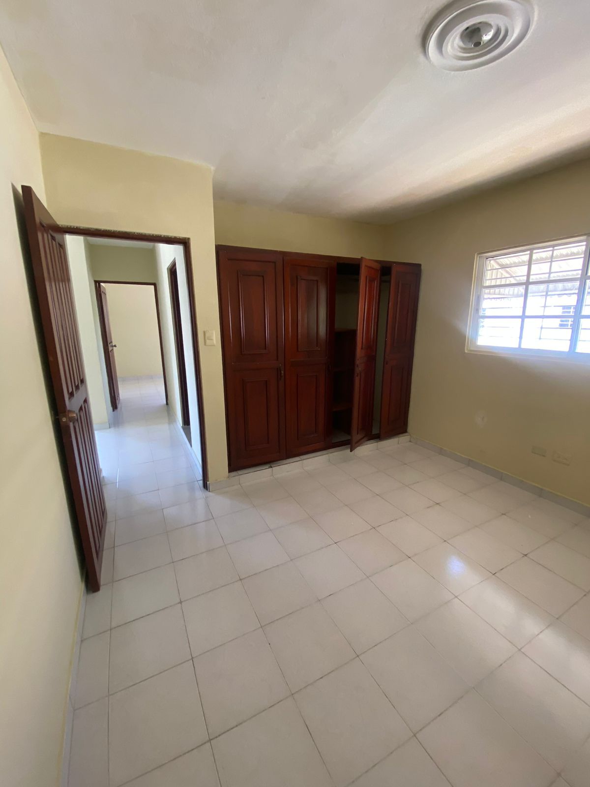 casas - Vendo Casa Residencial Alpes II, Sto. Dgo. Este 5