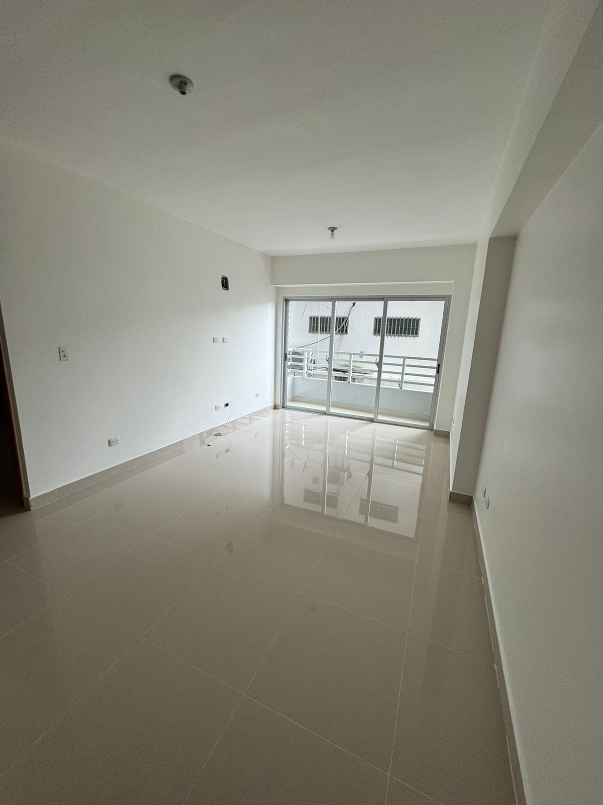 apartamentos - Apto Alquiler Ave. José Contreras No.43 Torre SKY  4