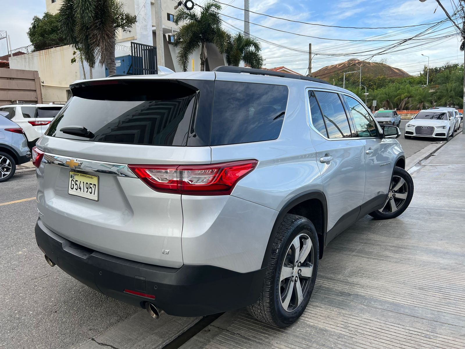 jeepetas y camionetas - CHEVROLET TRAVERSE 2021 1