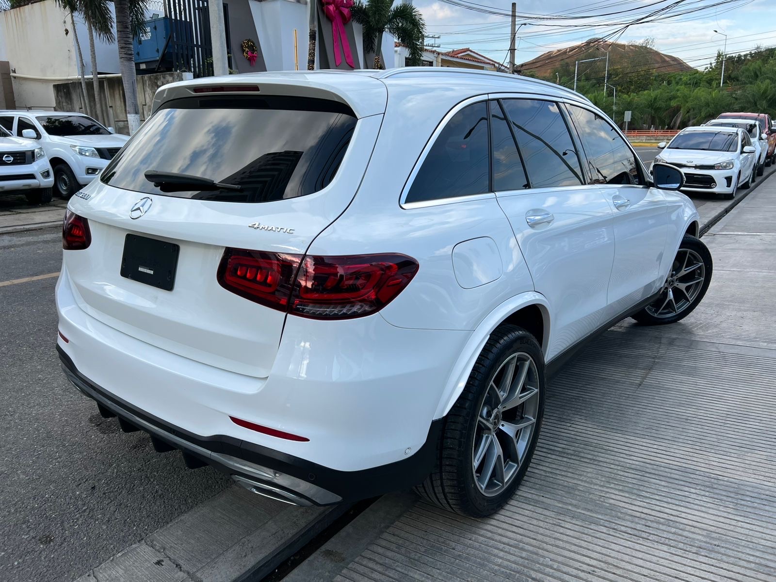 jeepetas y camionetas - Mercedes-Benz GLC 300-4MATIC 2021 5