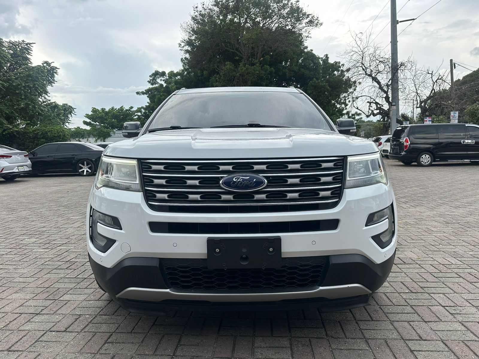 jeepetas y camionetas - Ford Explorer xlt 2017 0