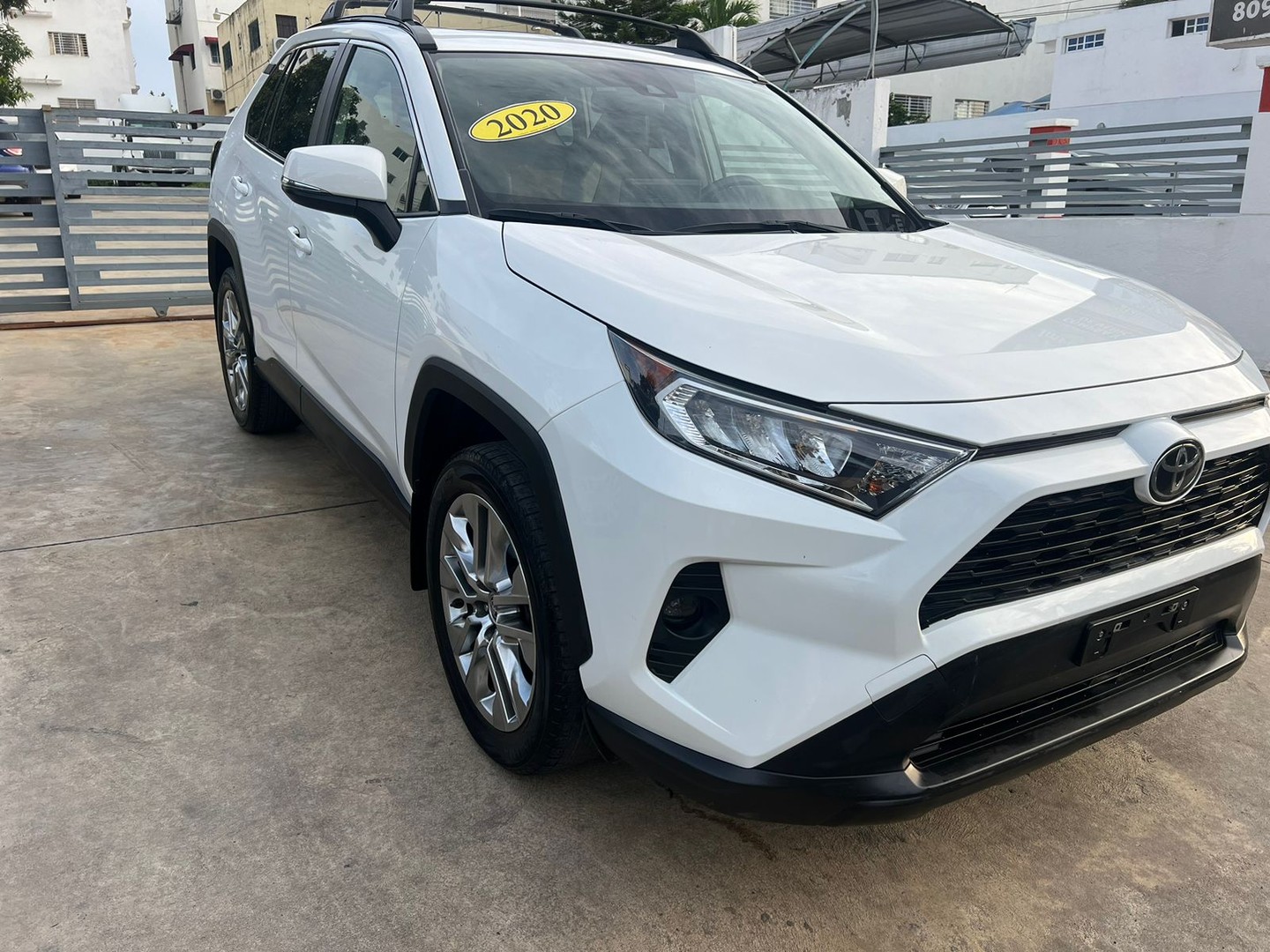 jeepetas y camionetas - toyota rav4 2020 4