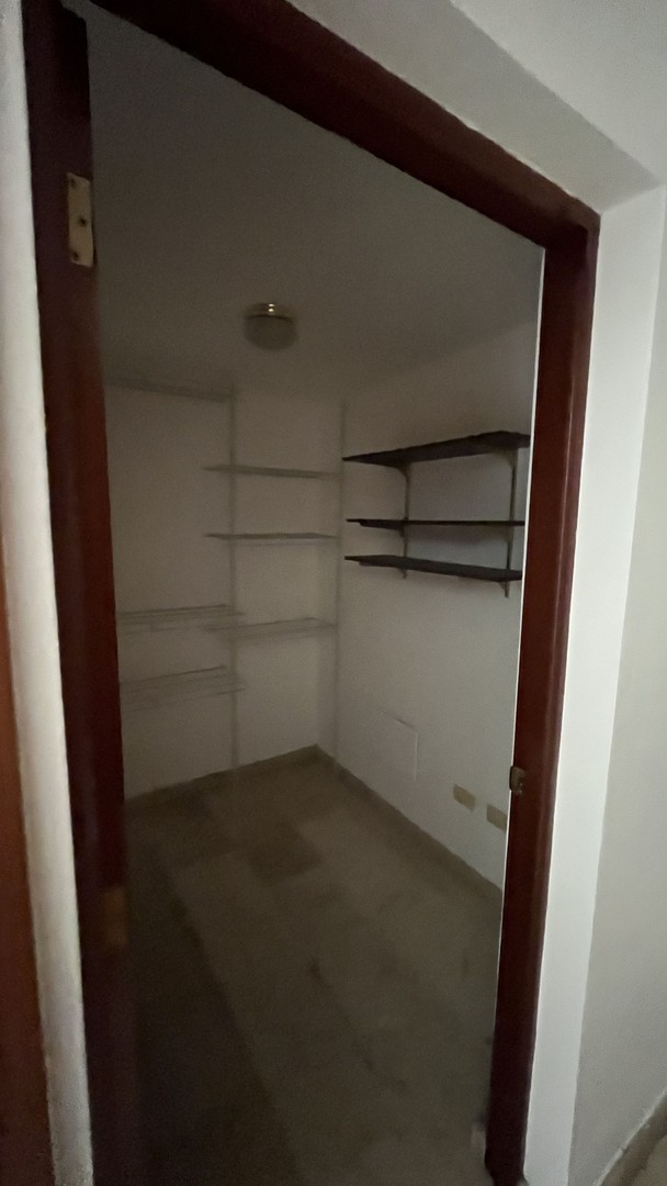 apartamentos - Apartamento en venta en Naco 8