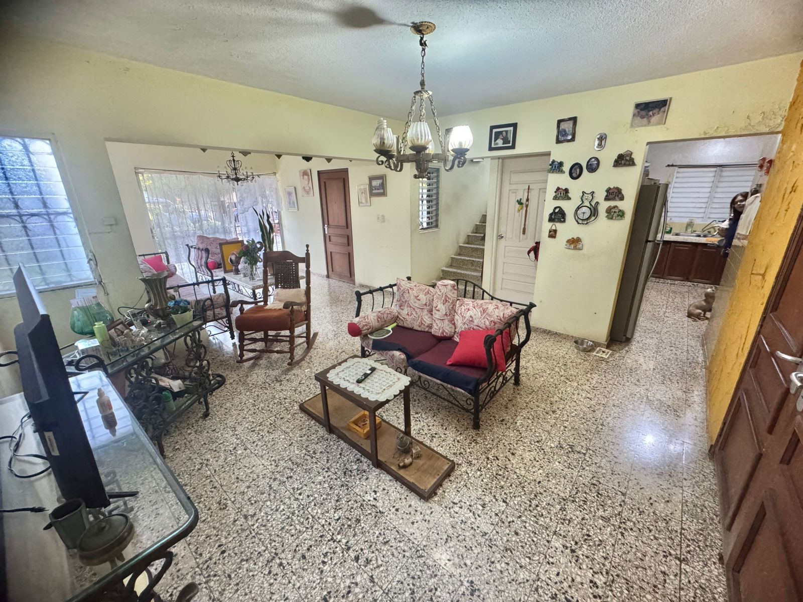 casas - Casa en Alquiler EL MILLÓN USD 3,500.00  CARACTERÍ 3