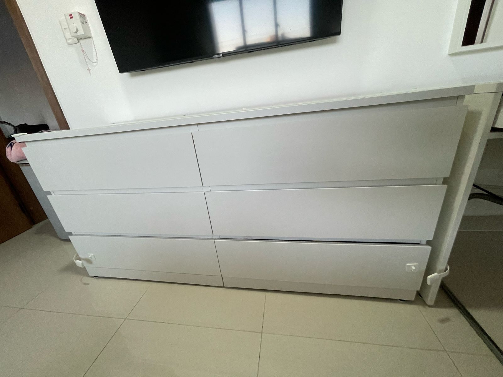 muebles y colchones - Vendo gavetero moderno.    1