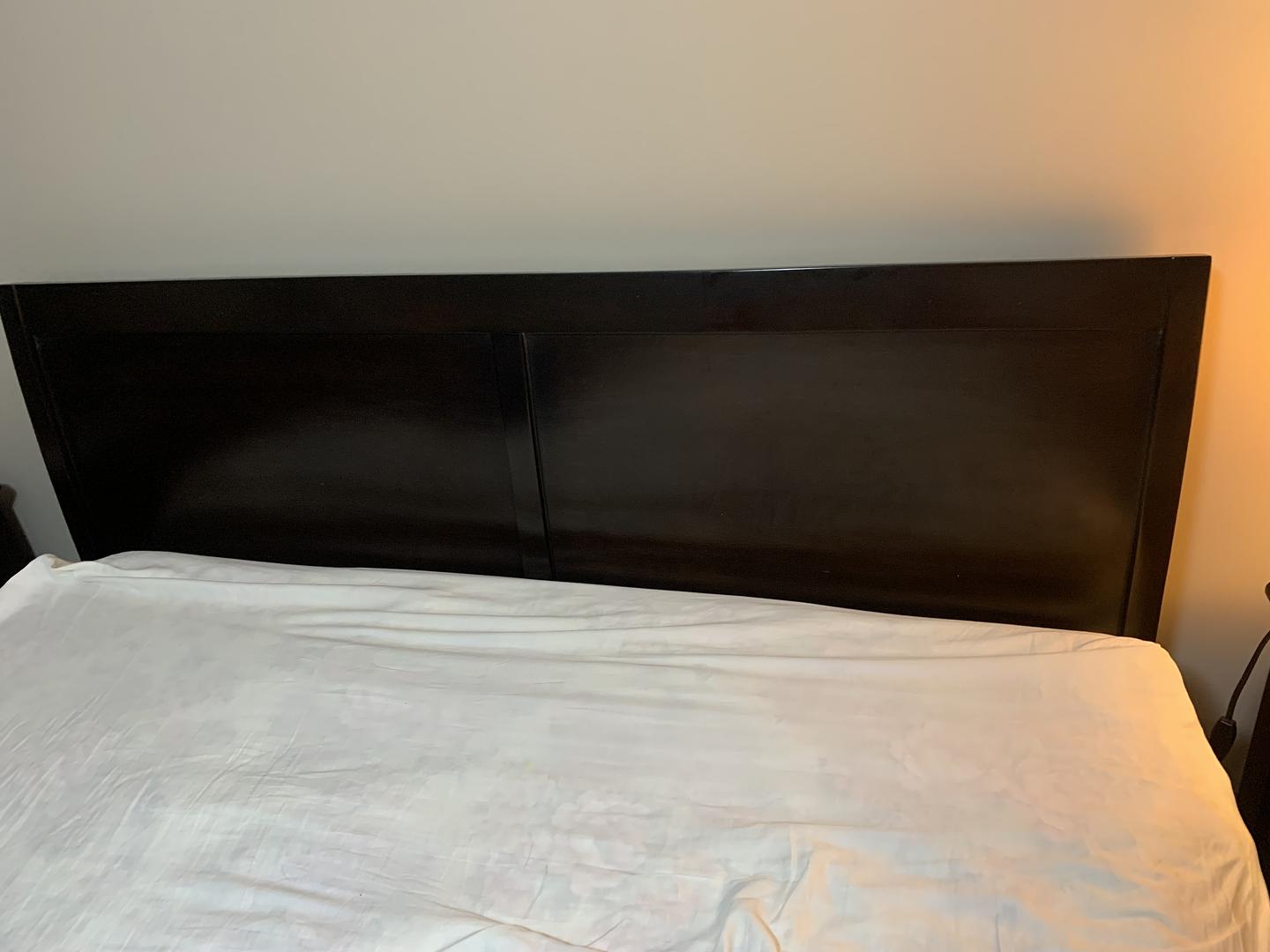 muebles y colchones - Se vende Juego de Habitación completo RD$40mil  1