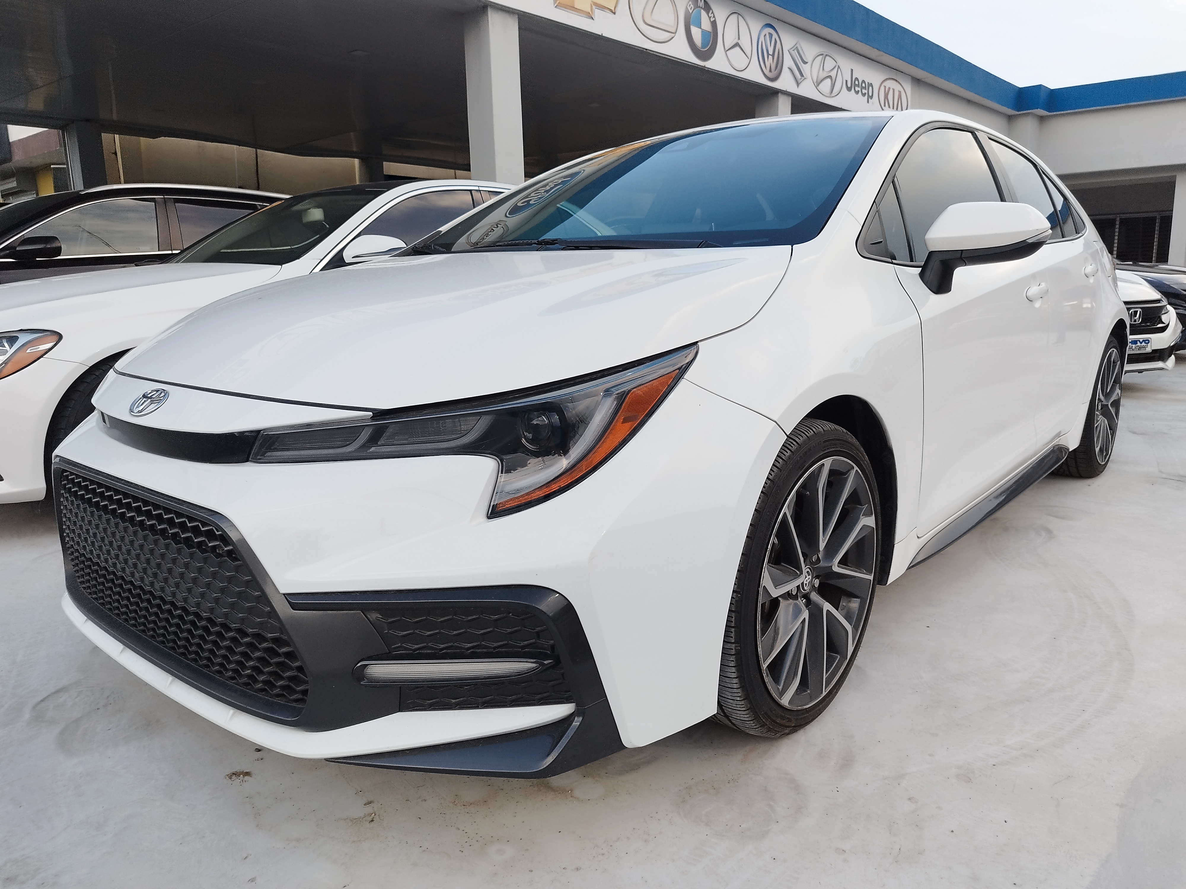 carros - 2020 Toyota Corolla SE  9