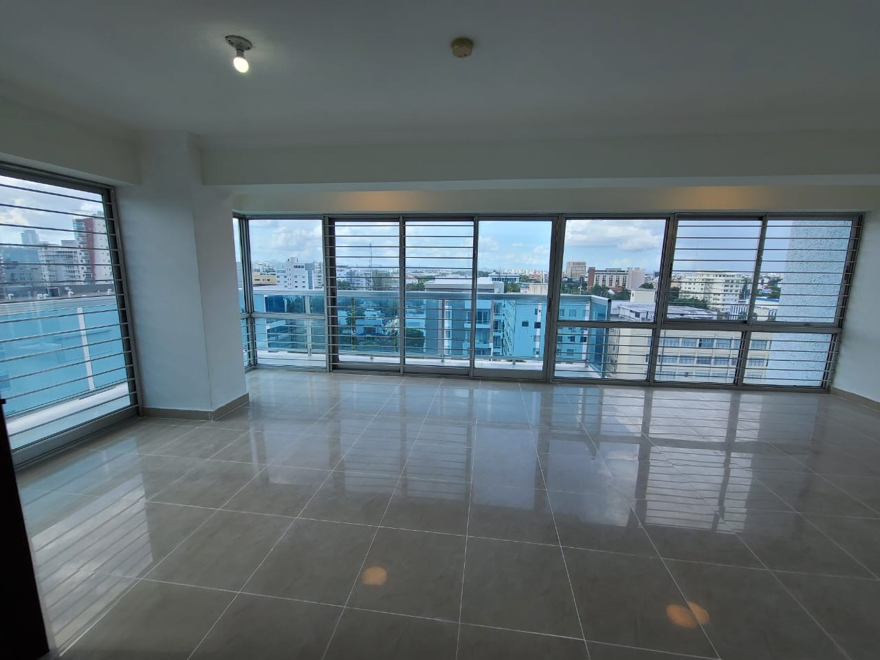 apartamentos - VENDO Apartamento En la Esperilla de 695 MTS Vista Al Mar Codigo: PD138 9