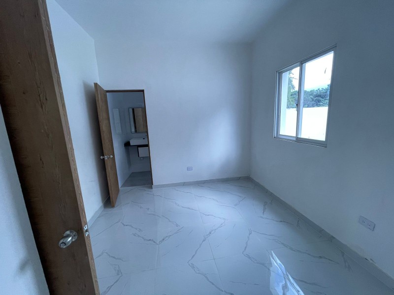 casas - Moderna casa totalmente nueva cerca de todo lista para mudarse  7