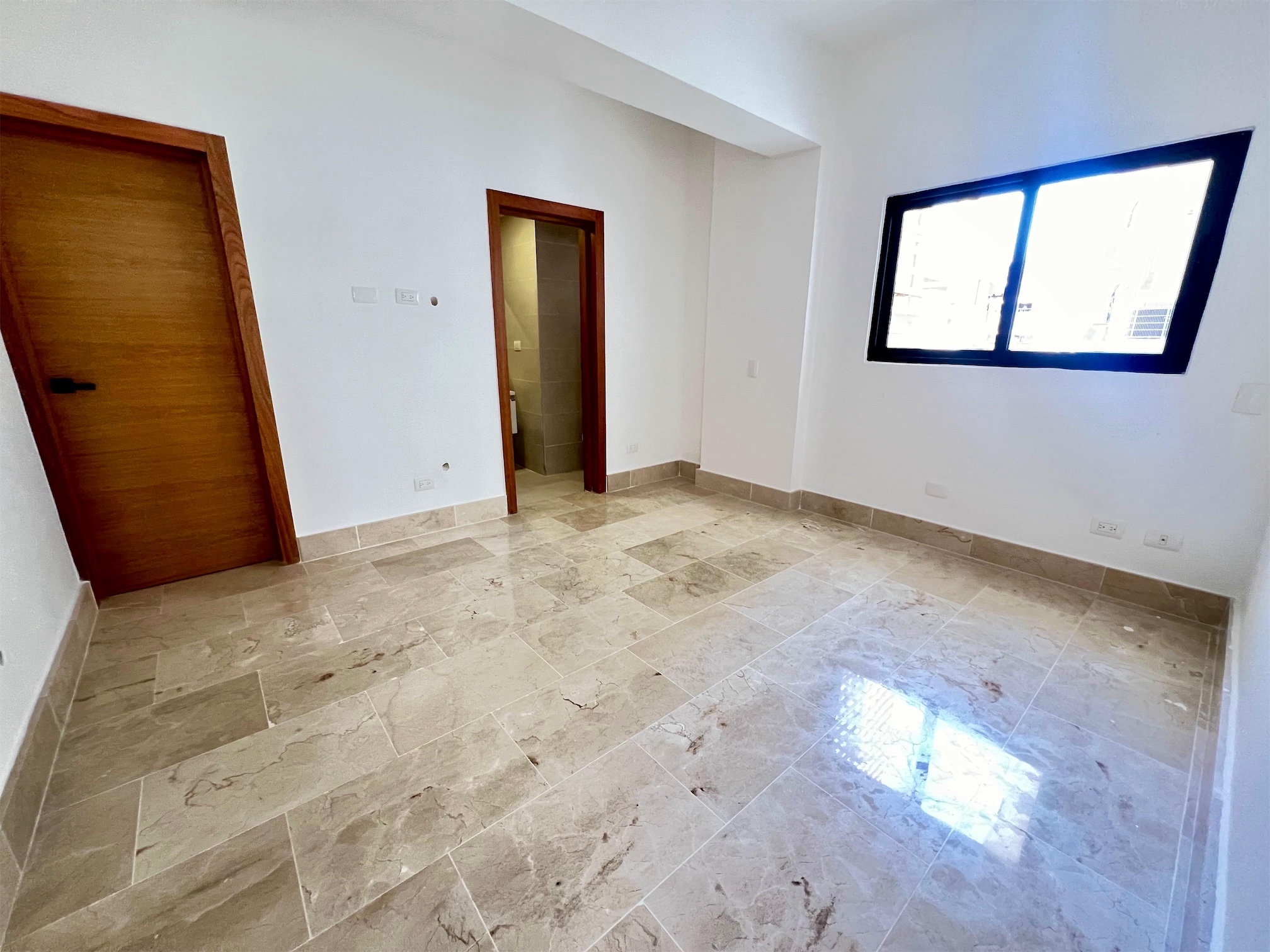apartamentos - Apartamento con línea blanca en alquiler ubicado en Piantini de 2 habitaciones  7