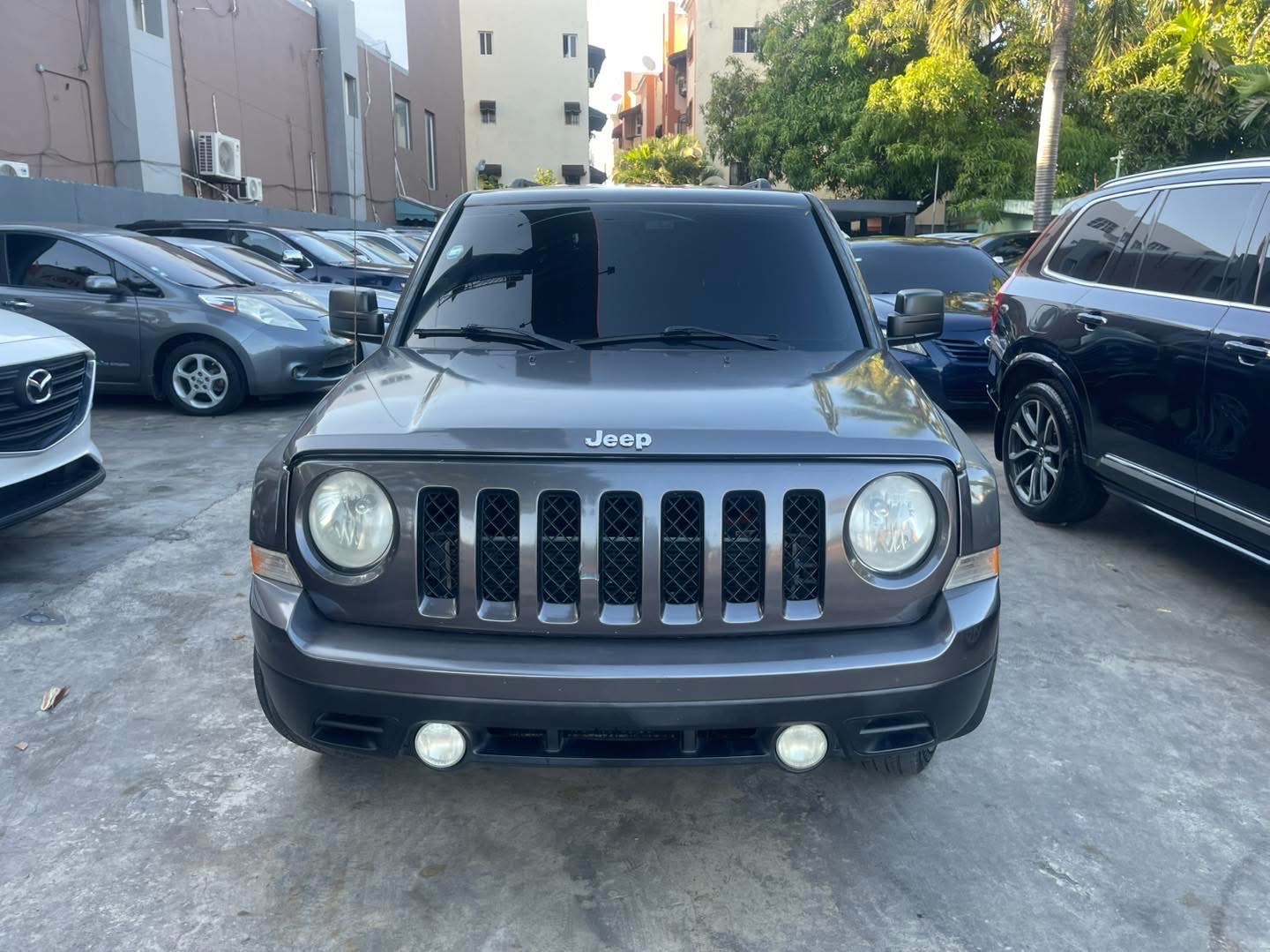 jeepetas y camionetas - JEEP PATRIOT SPORT 4WD 2014 1