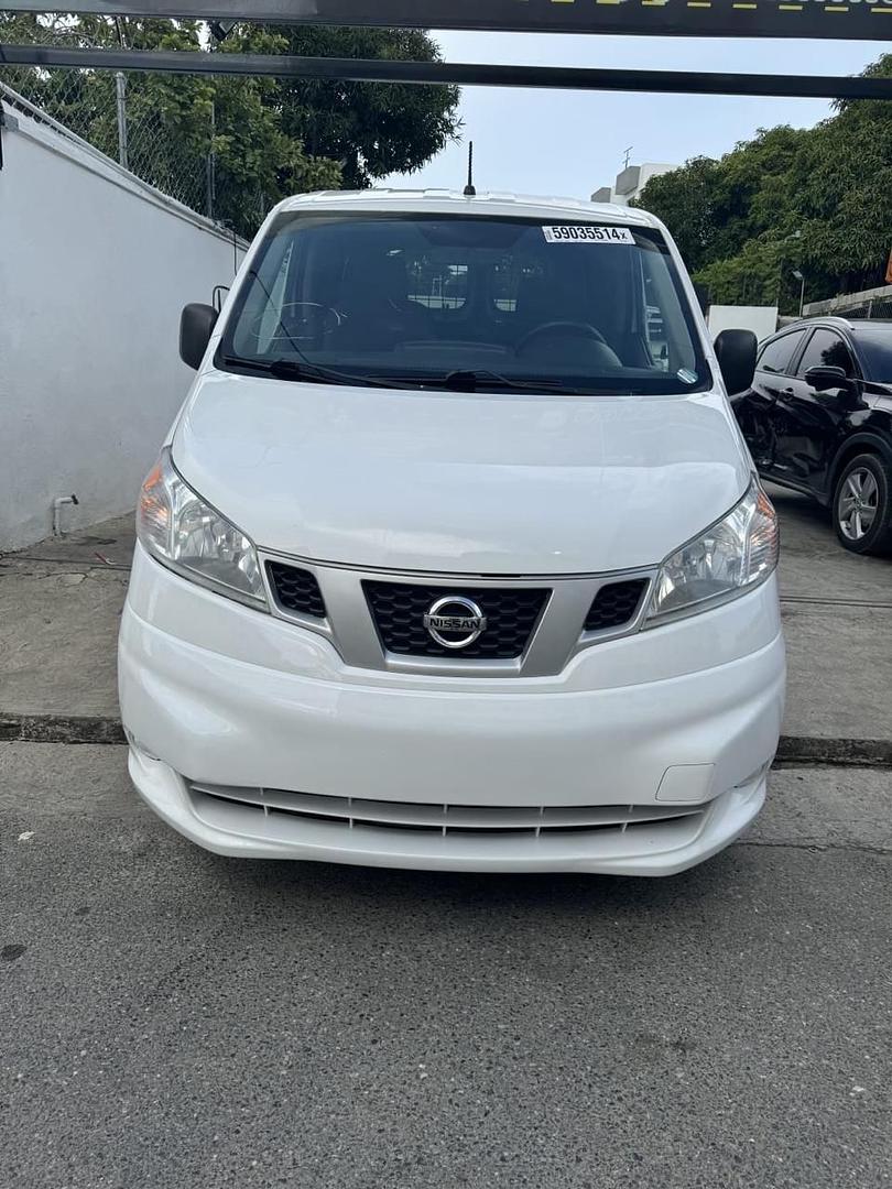 otros vehiculos - Nissan nv200 año 2019