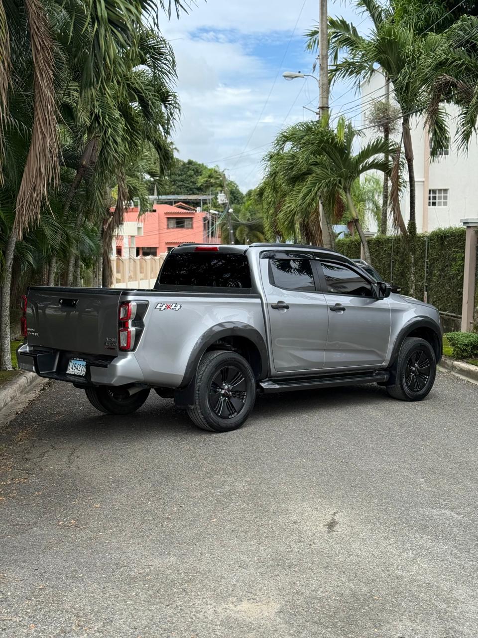 jeepetas y camionetas - Isuzu dmax 2023 2