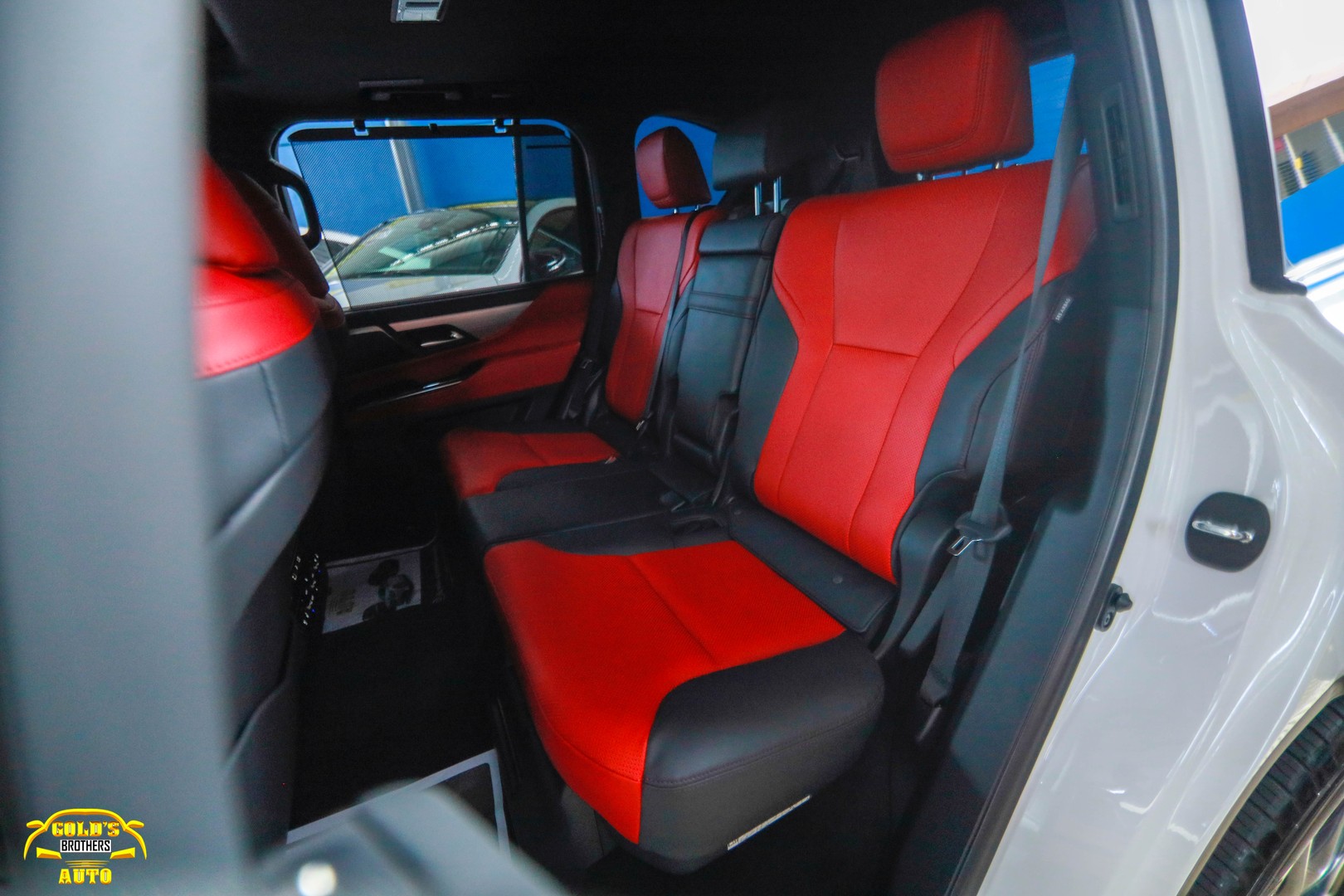 jeepetas y camionetas - Lexus LX 600 F-SPORT 2023 Recien Importada Clean Carfax 6