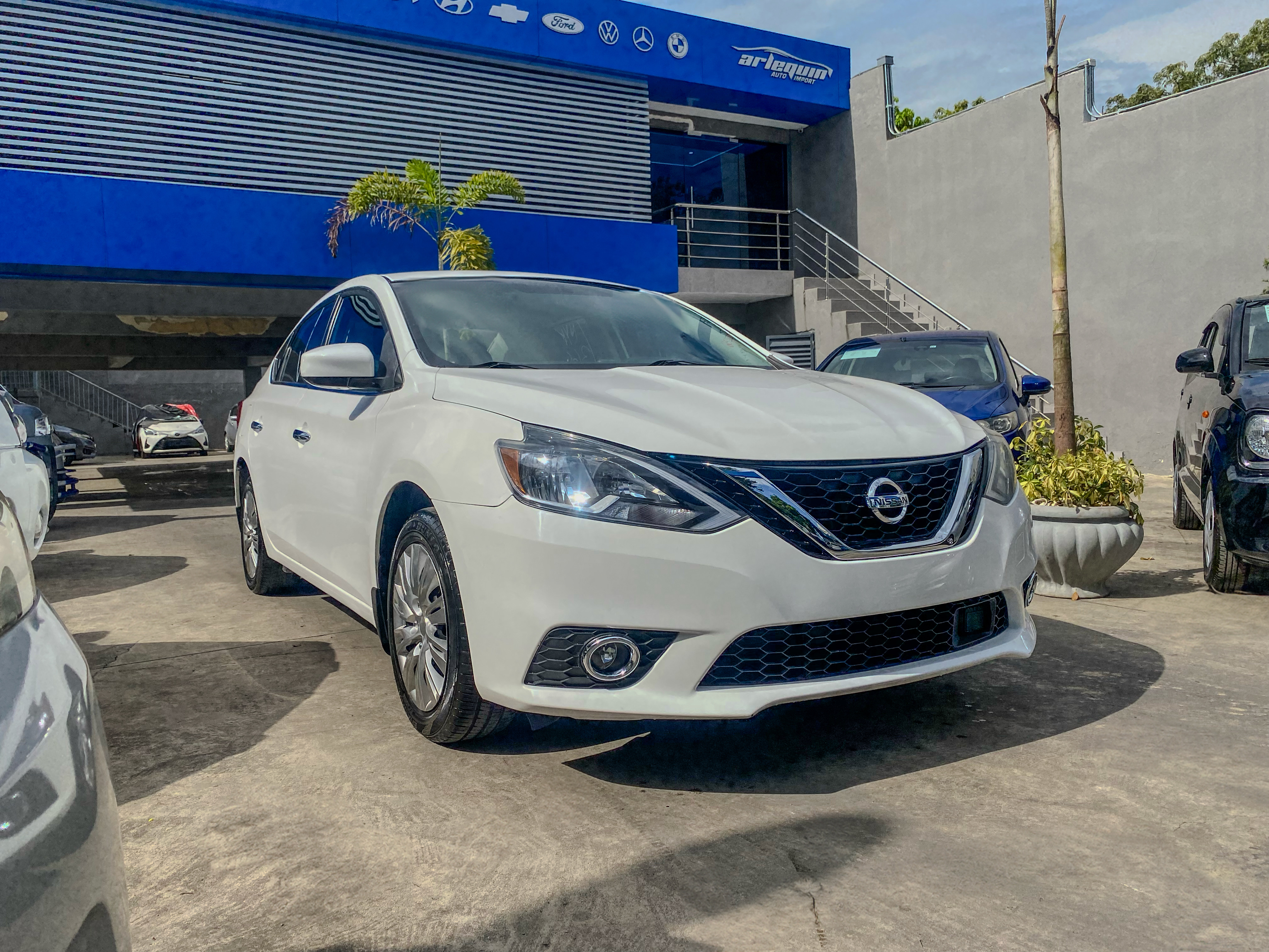 carros - Nissan Sentra SV 2018 3