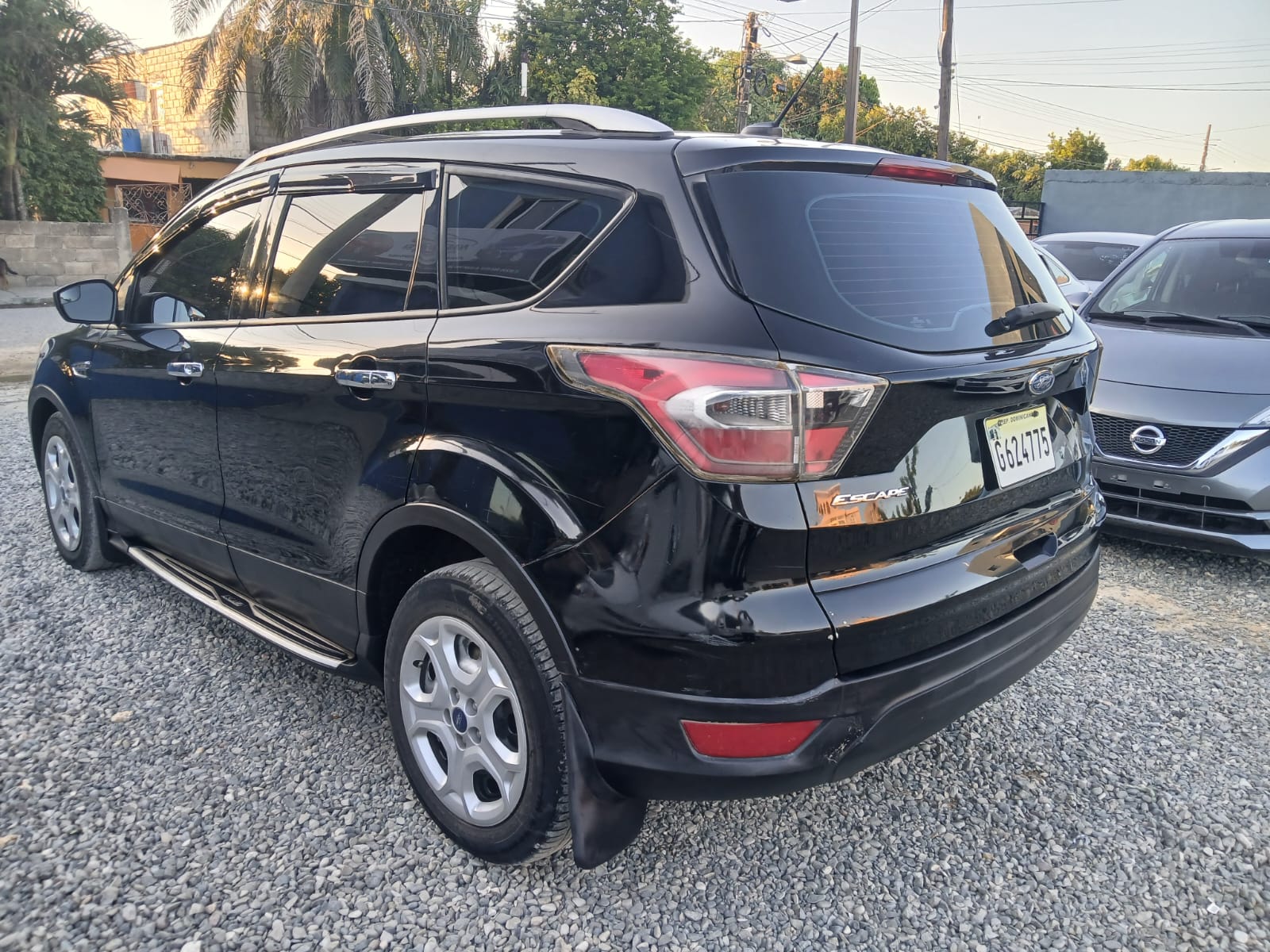 jeepetas y camionetas - VENDO FORD ESCAPE 2017 FINANCIAMIENTO DISPONIBLE  3